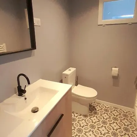 Duplex De 40m², Refait A Neuf Saint-Hostien