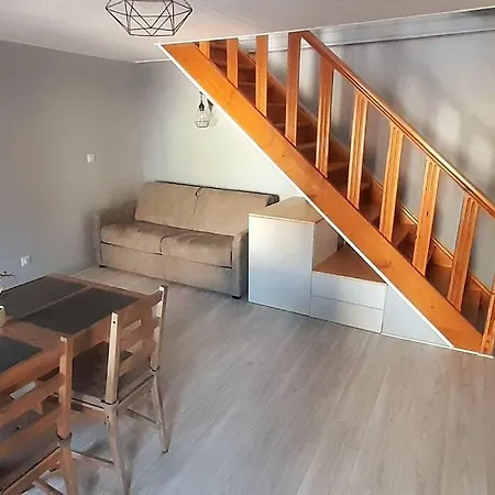 Duplex De 40m², Refait A Neuf * Saint-Hostien