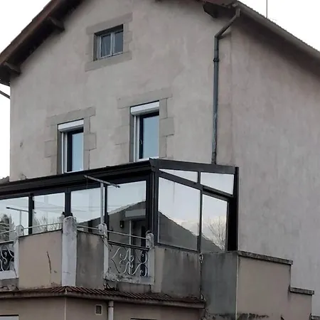 Duplex De 40m², Refait A Neuf